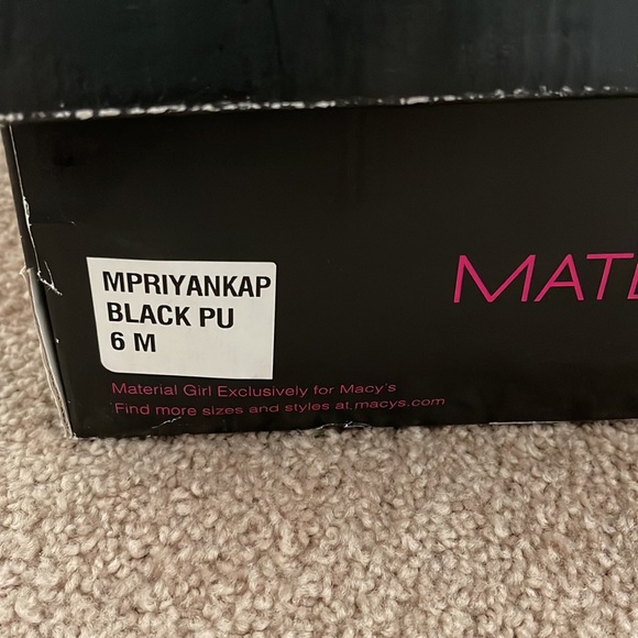 Over the Knee black boots - Picture 5 of 7